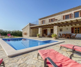 Alcudia Villa Sleeps 6 Pool