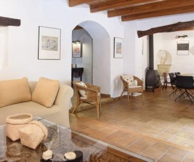 Pollenca Villa Sleeps 6 Pool Air Con WiFi