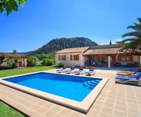 Pollenca Villa Sleeps 6 Pool WiFi